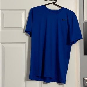 Nike T-shirt